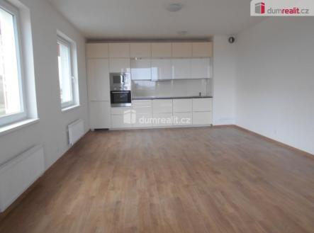 Pronájem bytu, 2+kk, 81 m²