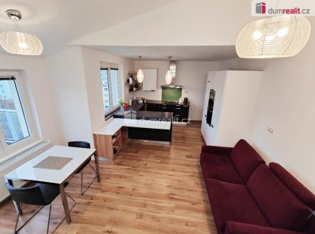 Pronájem bytu, 2+kk, 64 m²