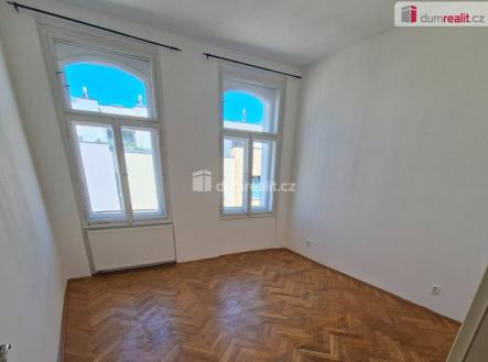 Pronájem bytu, 2+kk, 68 m²