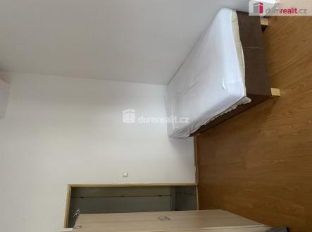 Pronájem bytu, 4+1, 15 m²