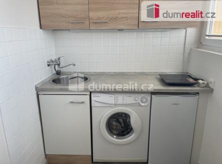 Pronájem bytu, 1+kk, 23 m²