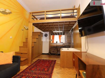 Pronájem bytu, 1+1, 32 m²