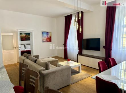 Pronájem bytu, 3+kk, 89 m²