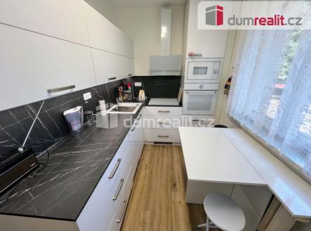 Pronájem bytu, 3+1, 70 m²