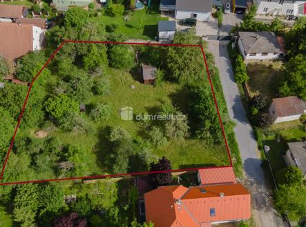 Prodej pozemku pro bydlení, 1 835 m²