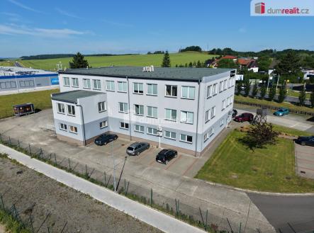 Prodej komerčního objektu, průmyslový areál, 1 592 m²