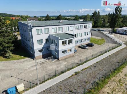 Prodej komerčního objektu, průmyslový areál, 1 592 m²