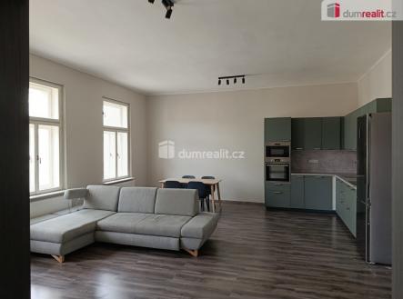 Pronájem bytu, 3+kk, 92 m²