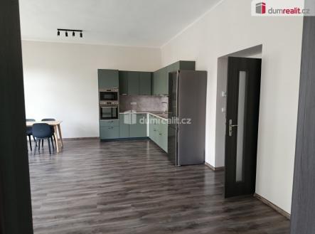 Pronájem bytu, 3+kk, 92 m²