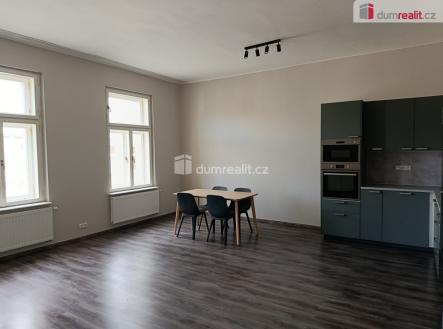 Pronájem bytu, 3+kk, 92 m²