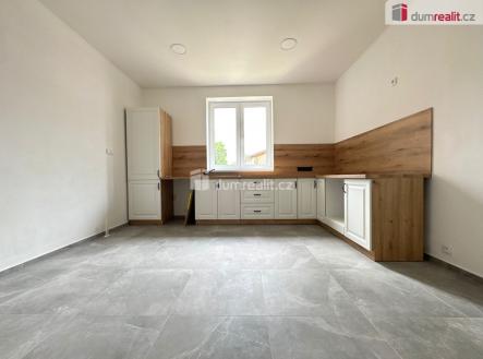 Pronájem bytu, 2+1, 72 m²