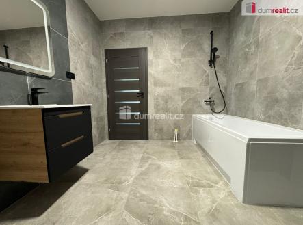Pronájem bytu, 2+1, 72 m²