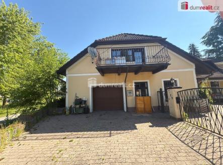 Prodej komerčního objektu, jiný, 390 m²