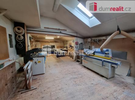 Pronájem výrobní prostory, 278 m²