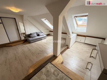 Pronájem bytu, 2+kk, 60 m²