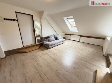 Pronájem bytu, 2+kk, 60 m²
