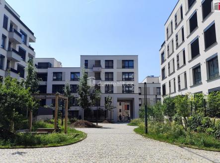 Pronájem bytu, 2+kk, 44 m²
