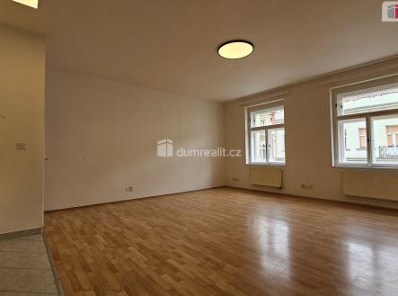 Pronájem bytu, 2+1, 85 m²