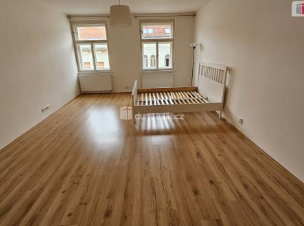 Pronájem bytu, 1+1, 65 m²