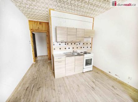 Pronájem bytu, 1+kk, 31 m²