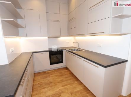 Pronájem bytu, 2+kk, 57 m²
