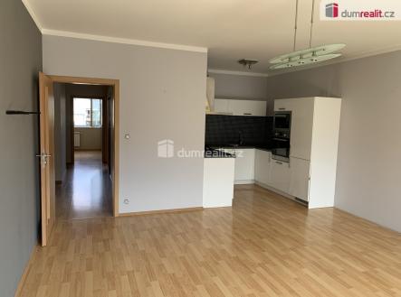 Pronájem bytu, 3+kk, 81 m²