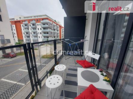 Pronájem bytu, 1+kk, 35 m²