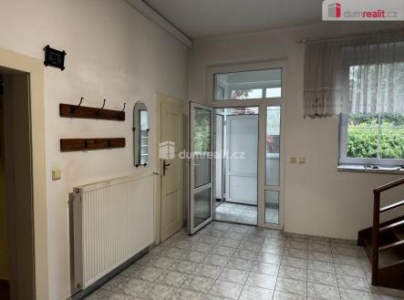 Pronájem domu/vily, 290 m²