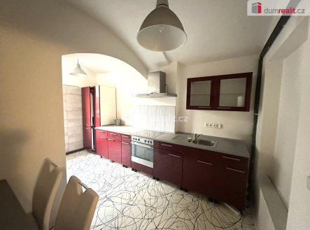 Pronájem bytu 3+1+T, Plachého, 103m2