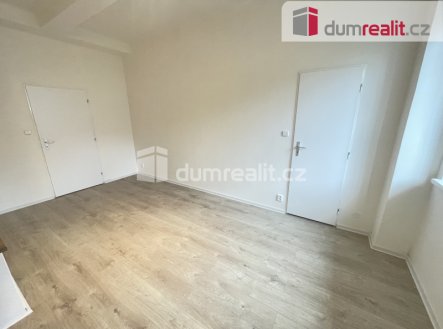 Pronájem bytu, 1+kk, 25 m²