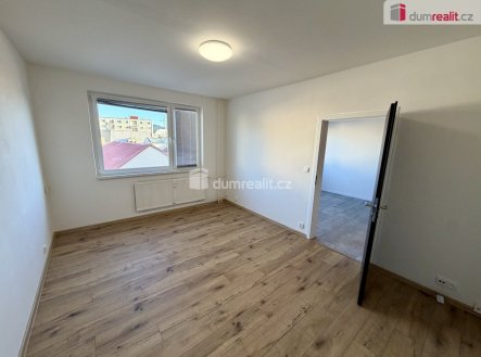 Pronájem bytu, 1+1, 36 m²