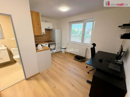 Pronájem bytu, 2+kk, 40 m²