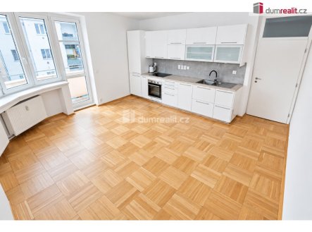 Prodej bytu, 3+kk, 71 m²