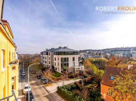 Pronájem bytu, 2+1, 77 m²