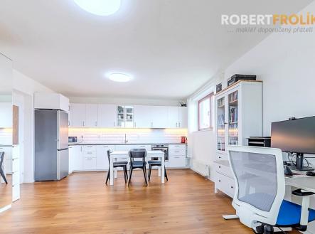 Pronájem bytu, 2+kk, 62 m²