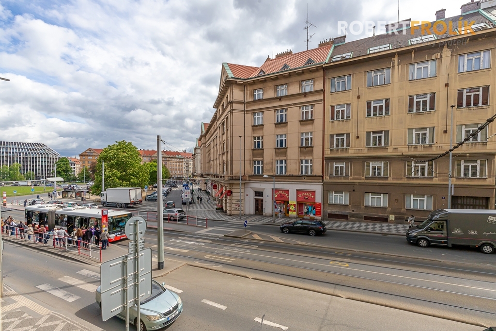 Velký byt 2+1 s lodžií - Praha 6, Dejvice - Svatovítská - výhled