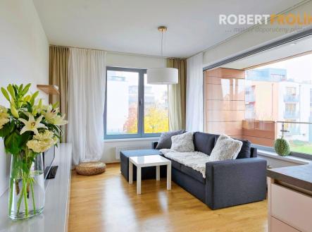 Pronájem bytu, 2+kk, 63 m²