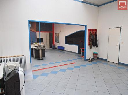 Pronájem kanceláře, 299 m²