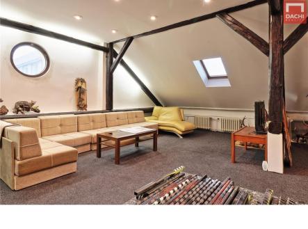 Prodej domu/vily, 350 m²