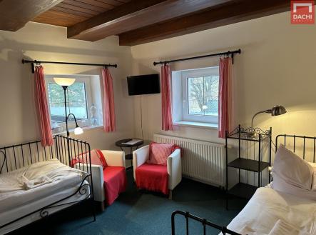 Prodej hotel, 886 m²