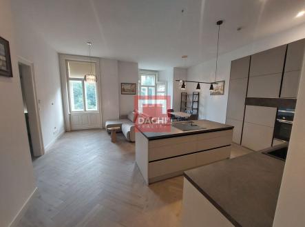 Pronájem bytu, 3+kk, 88 m²