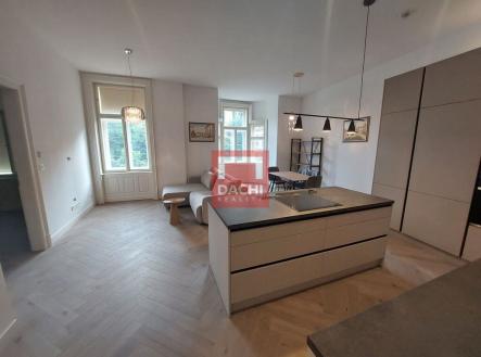 Pronájem bytu, 3+kk, 88 m²