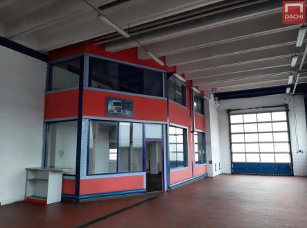 Pronájem výrobní prostor, 1 200 m²