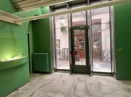 Pronájem obchodní prostor, 18 m²