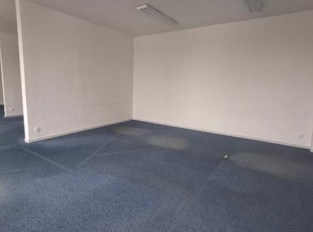 Pronájem kanceláře, 97 m²