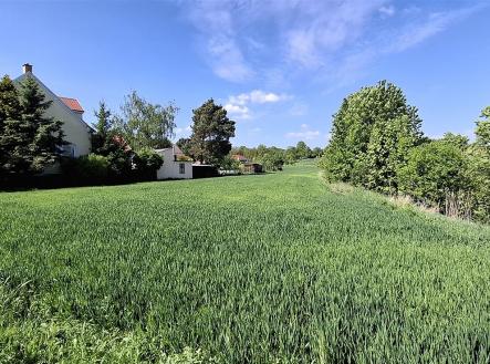 Prodej pozemku pro bydlení, 4 525 m²