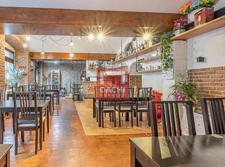 Prodej - obchodní prostor, 228 m²