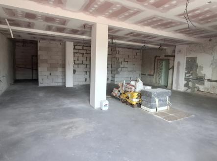 Pronájem obchodní prostor, 85 m²