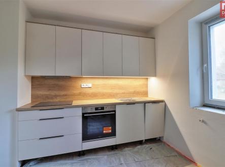 Pronájem bytu, 2+1, 55 m²