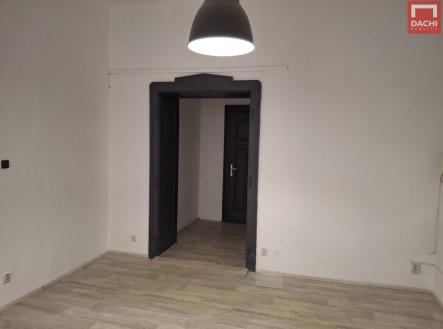 Pronájem kanceláře, 80 m²